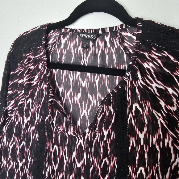 Express Sheer Abstract Multicolor Print Black Lace Accents Size XS - Picture 4 of 8